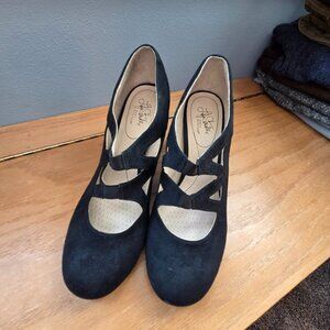 LifeStride Black Suede Vintage Style Pumps Heels Size 11